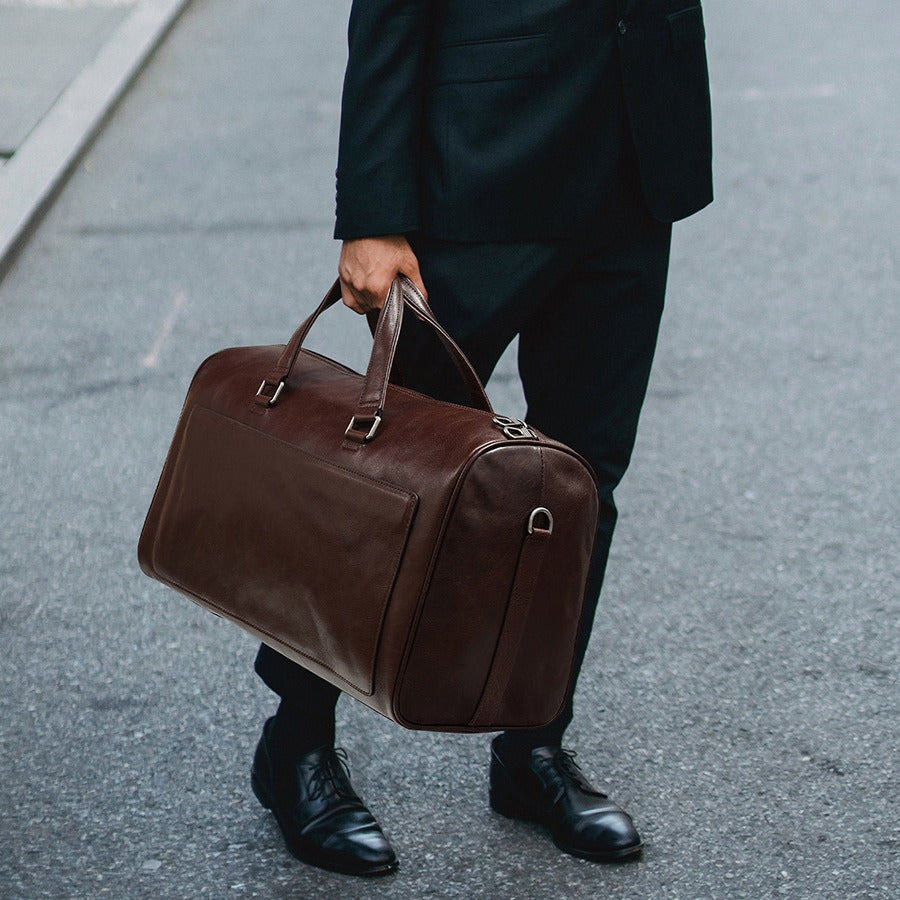 Premium Full-Grain Leather Business Briefcase | Spacious & Stylish Travel Bag